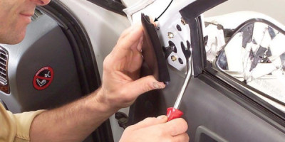 Affordable Side Mirror Glass Repair in Ottawa Fast Reliable