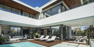 Villa for sale in Marbella, Andalusia