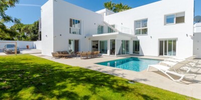6 bedroom  Villa for sale in Marbella, Spain
