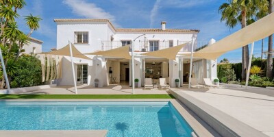 5 bedroom  Villa for sale in San Pedro de Alcántara, Andalusia