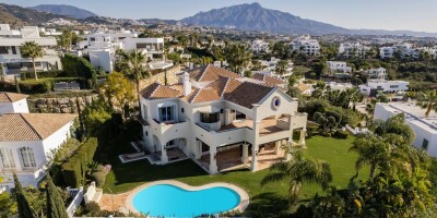 5 bedroom  Villa for sale in Marbella, Andalusia
