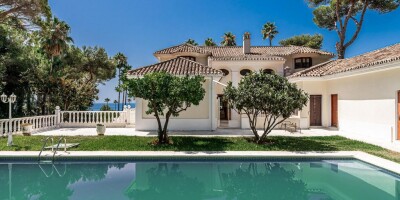 5 bedroom  Villa for sale in The Golden Mile, Spain