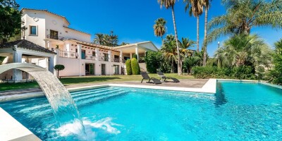 Villa for sale in Marbella, Andalusia