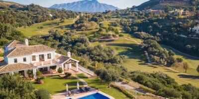 Villa for sale in Marbella, Andalusia