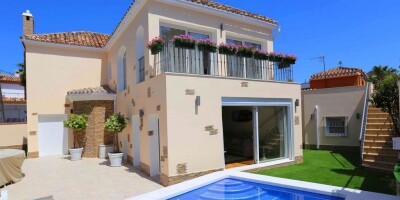 4 bedroom  Villa for sale in Marbella, Andalusia