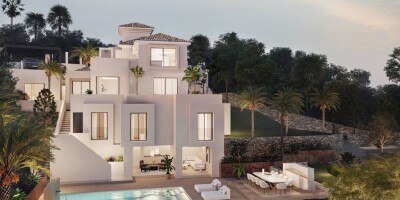 Villa for sale in Marbella, Andalusia
