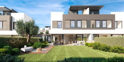 Villa for sale in Estepona, Andalusia