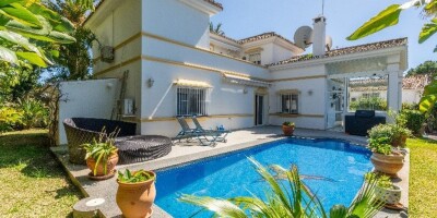 Villa for sale in Marbesa, Marbella, Andalusia