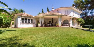 6 bedroom  Villa for sale in The Golden Mile, Spain