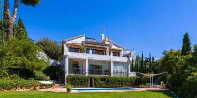 4 bedroom  Villa for sale in El Rosario, Marbella, Andalusia