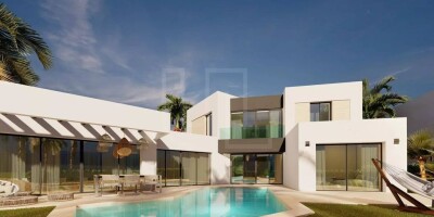 3 bedroom  Villa for sale in Estepona, Andalusia