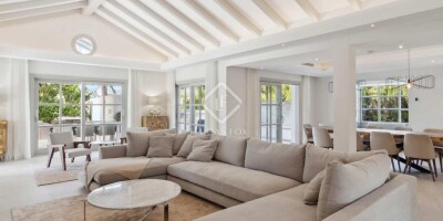Villa for sale in Marbella, Andalusia