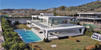 8 bedroom  Detached House for sale in Marbella, Andalusia