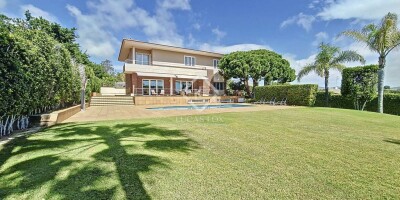 5 bedroom  Villa for sale in Vilanova i la Geltrú, Catalonia