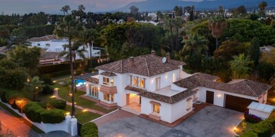6 bedroom  Villa for sale in Guadalmina Baja, Marbella, Andalusia
