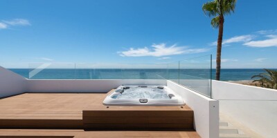 5 bedroom  Villa for sale in Playa Saltillo, Estepona, Malaga, Andalusia