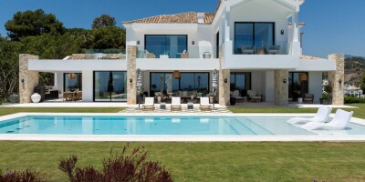 8 room  Villa for sale in Marbella, Spain