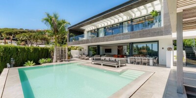 4 bedroom Detached House for sale in Marbella, Spain