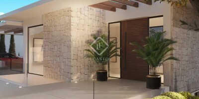 Villa for sale in Estepona, Andalusia