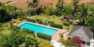 Farmhouse for sale in San Roque, Andalusia