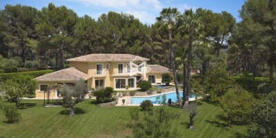 4 bedroom  Villa for sale in Mougins, France