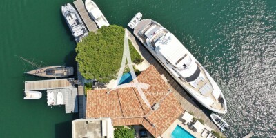 18 room  House for sale in Saint-Tropez, French Riviera