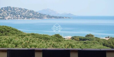 4 bedroom  House for sale in Sainte-Maxime, France