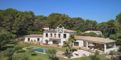 Villa for sale in Mougins, France