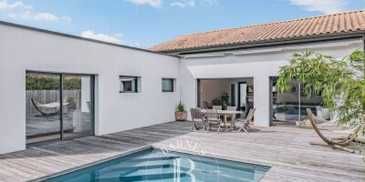 4 bedroom  House for sale in Gujan-Mestras, France