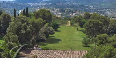 6 bedroom  House for sale in La Colle-sur-Loup, France