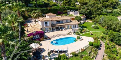 14 room  House for sale in La Colle-sur-Loup, France