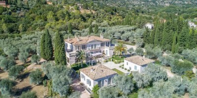 17 room  Villa for sale in Grasse, French Riviera