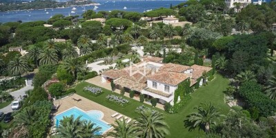 8 room  Villa for sale in Saint-Tropez, France