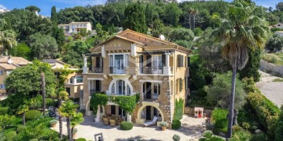 6 bedroom  Villa for sale in Vence, France