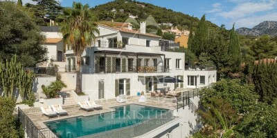 9 room  Villa for sale in Roquebrune-Cap-Martin, France