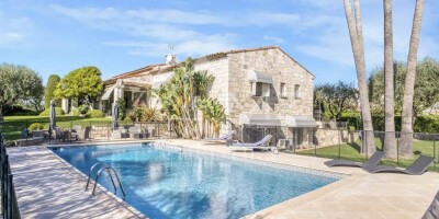 6 room  Villa for sale in Nice, France