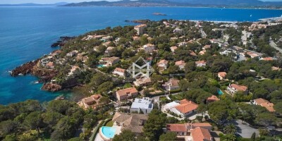10 room  Villa for sale in Saint-Raphaël, France