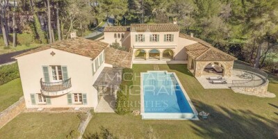 5 bedroom  Villa for sale in Mougins, France