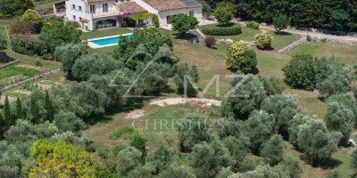 6 bedroom  Villa for sale in Grasse, French Riviera