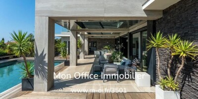 12 room  Villa for sale in Saint-Raphaël, French Riviera