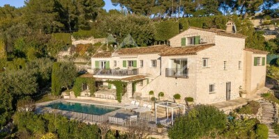 9 room  Villa for sale in Vence, French Riviera