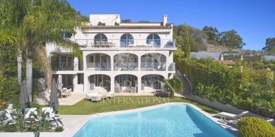 8 room  Villa for sale in Cannes, France