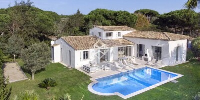 5 room  Villa for sale in Saint-Tropez, France