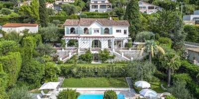 8 room  Villa for sale in Mougins, France