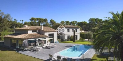 Villa for sale in Mougins, French Riviera