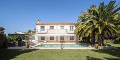6 room  Villa for sale in Cannes, France