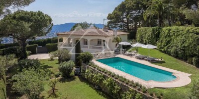 9 room  Villa for sale in Vallauris, France