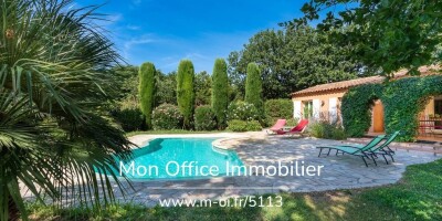 11 room  Villa for sale in Aix-en-Provence, France