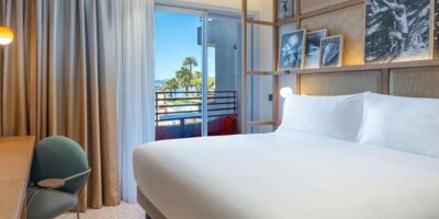 30 room  Hotel for sale in Cannes, Provence-Alpes-Côte d'Azur