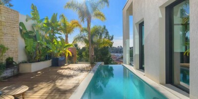 8 room  Villa for sale in Carry-le-Rouet, France